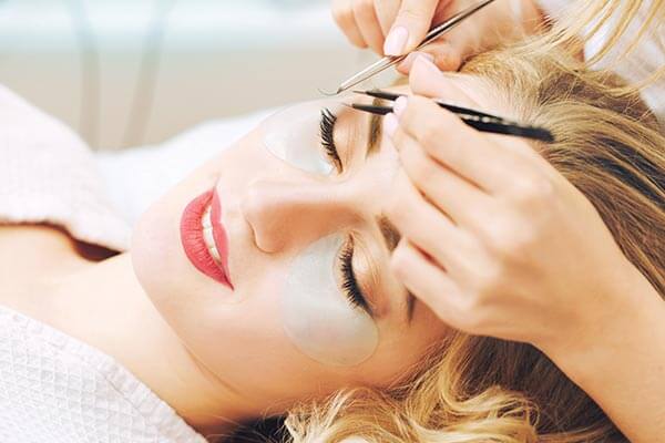 Little Beauty Cabin Salon for Eyebrows and Lashes in Southend-on-Sea